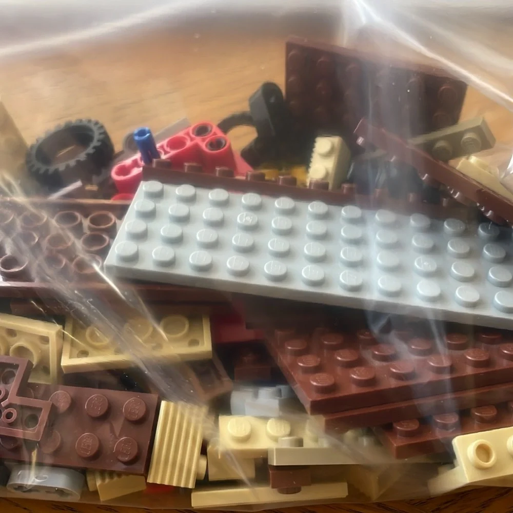 Lego Harry Potter Chomping Monster Book of Monsters (304 Lego pieces)